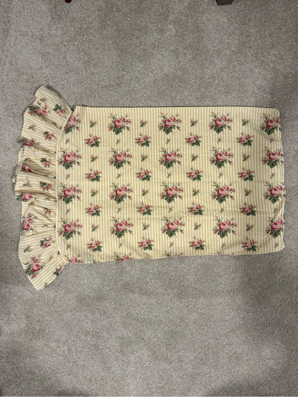 Ralph Lauren Home Vintage Sophie Brooke Floral Ruffle Standard Pillowcase